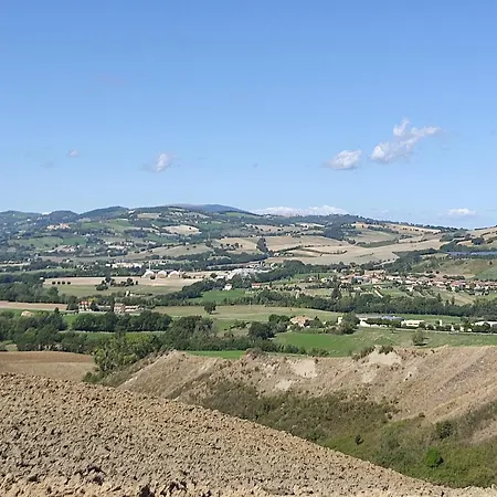 Casa Borgo Fonte Ferienhaus Castelleone di Suasa