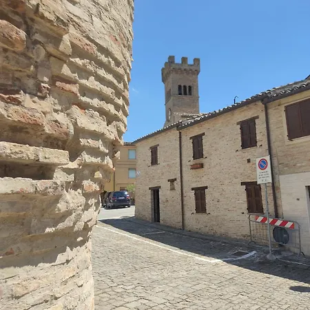 Casa Borgo Fonte Ferienhaus Castelleone di Suasa