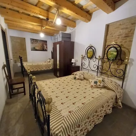Casa Borgo Fonte Holiday home Castelleone di Suasa