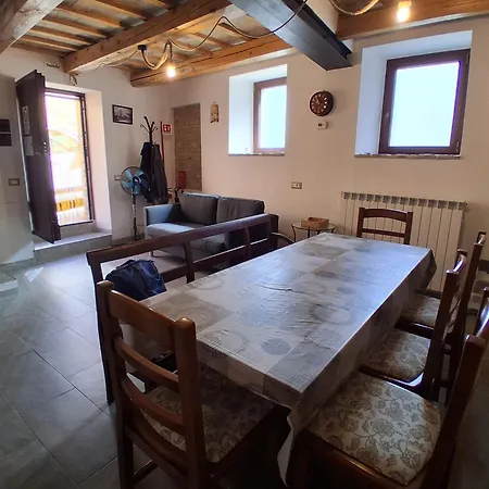 Casa Borgo Fonte Holiday home Castelleone di Suasa